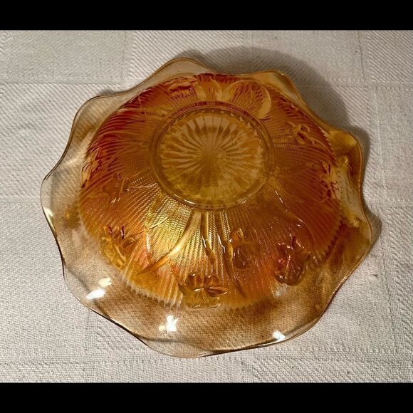 Vintage Jeanette Glass Iris & Herringbone Iridescent Carnival Serving Bowl EVC. - Picture 5 of 7